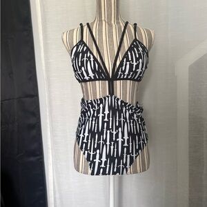 Dagger print suspender swim suit